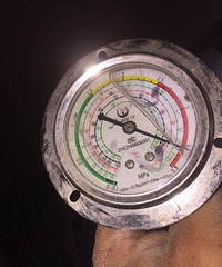 ����յ���װ�ϰ����  ѹ����©�� ������