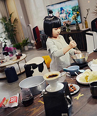 女儿准备的大餐真棒!