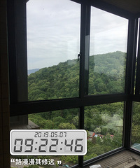 ʦ����ȫû����˵�ķ������²㲣�����������