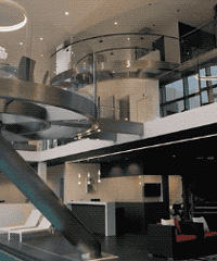设计豪宅为老公圆梦,她用7000万把家变成“宇宙飞船”!