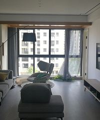 �϶�����һ��࣬û����װ�޹�˾���ҵĴ���ƹ�˾