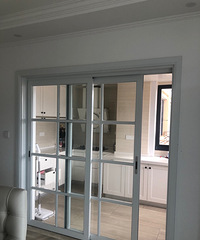 ����ɫ���Ͻ��ϵ������ţ��ҺþòŶ��Ƶ�