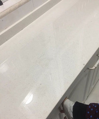 �����ڼ����Σ���������̨����������Ĥ