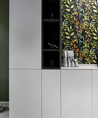 ��ɫ�ִ��� �λøб���