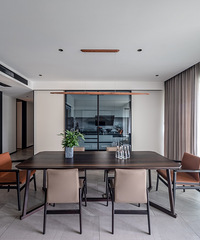 õ��԰����Է200ƽ�������