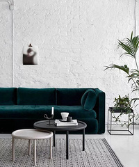 ɳ���ߣ���ֻ�ܷŲ輸��������Щ��ֵ����ʵ�õļҾ߿��԰�