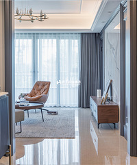 ����װ�Σ���д��װ����ͬ�ʻ�200�O�ִ����