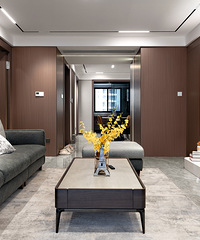 ��������˹�ס120�OС�ľӣ�ÿ���˺ܶ���