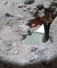 �Ϸ����˽�ǣ�һ�����ĺ�¥�´�ͨ