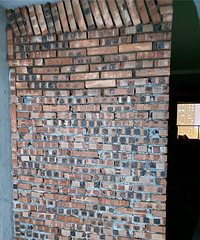 ��Ұ��ҿ���ǽ�����в��У�������ɳ�Ӳ��Ϻ�ˮ��