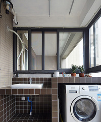 ��ô����ϴ�»���������������ʵ��