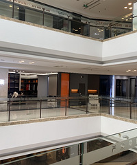 �������ź���������4¥���Goldea�����װ�µ���תС��?