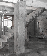 װ�޵�һ�뱻��ҵ��ͣ��Υ��ʩ������˭������