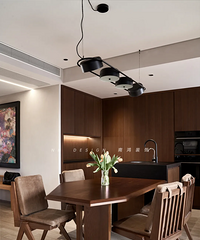 ����־�硱��Ȼϵ�Ҿӣ����и��ŵ�ǻ����