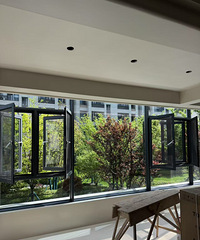 ������¥�羰