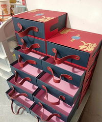 �������������ҡ��ļң��ҷ����й���ͥ�ġ�ͨ��������Щ������ʵ