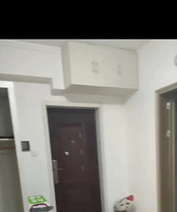 һ��С���򵽴���������ס�˺ü�����ɤ�Ӳ����