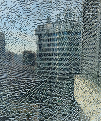 ��̫�ȣ��ҼҲ�������ը�����ڳ�֩������