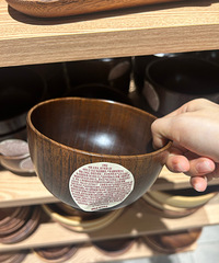 ���ò�ƶ��͹���MUJI�Ĳ;ߣ����˼۸��е��֮�⣬û��ȱ��