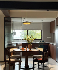 [װ�޷��]�й��ִ����ϣ���ײ����һ���Ļ�