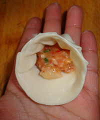 泡菜真是百搭的,泡菜煎饺也很好吃哟