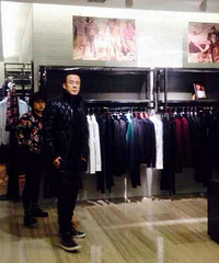 ����ʥ��ҹ���˵͵����̳���