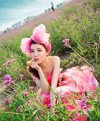 甜蜜的花海婚纱照, 洋溢着幸福浪漫,陪你看这一世的花开~