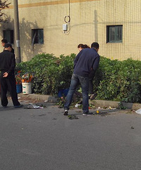 �α���Ĺ�⣬·�߾�����ʬ��