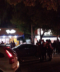 ���·������Խ��·�� ��ͣ������̯�ĺ��