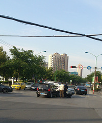 һ��С�ľ���·�������˰�