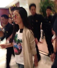 �������ڼ��˸��ô�Ƶ��ϯ��Ʒ������