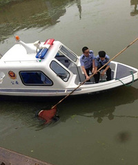 ͩ�����������·�����һ����ʬ