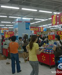 �����и۳��ֶ��꾪�ֿ�����飬�ں���Ǯ�˻�