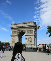 ˿ŮɹϮ׸  2300Ҳ׷