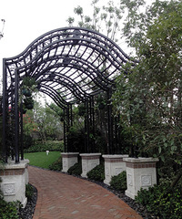 �Ͻ��վ��ı���չ