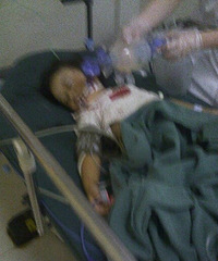 ƽ������һ�𱯾磬3��Ůͯ3¥׹��������Σ