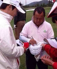 ��־ΰǰ������ƽ����