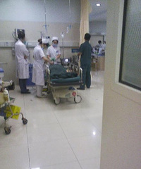 ��އ�㳡ʮ��·�ڣ����˱�����ײ�ɣ������ڽ��������ɲ��ͣ��