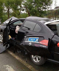 ƽ�ȹ�·��һ��ײ�������ˣ��ⳡ��̫�Ҳ��ҿ���