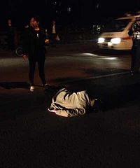 �˲Ź�ԢһС�ﱻײ�ò��ᣬ����ʹ��������...