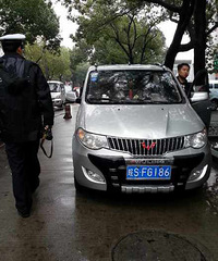 Ϊ�˸ϻ𳵾�Ȼ������ʻ  ���������