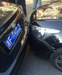 ���ˣ��Ĺ�·�η���������ײ�¹�