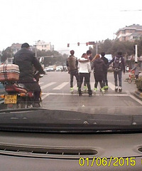 ƽ��������·�����ֻ�Ь��ĺ�Σ�գ�