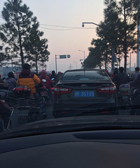 �·�����������ƽ�����Ӵ� ÿ��7���Ͷ³�