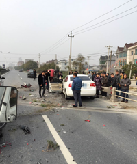 ͩ��������վ�������س��� ����ײ���ˣ�