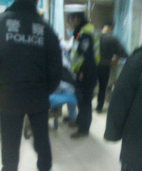 �峿�����������������������ײ��һ�˹���һ�˳�����