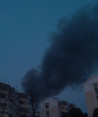 ʯ�߱�һ���������ص�����ͻ����𣬲���һСʱһ��¥�չ���