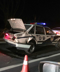 ���������κ�·�ϣ�������׷β