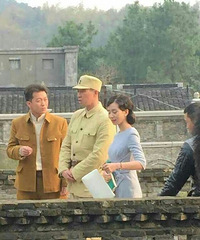 ���Ա��ϣ�����Ů��ʫʫ�ں�����Ϸ����ͼ�����ࣩ