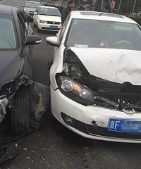 ��΢�ű����û��ѡ�������׷β����ײ�Ϸ���ֳ�����